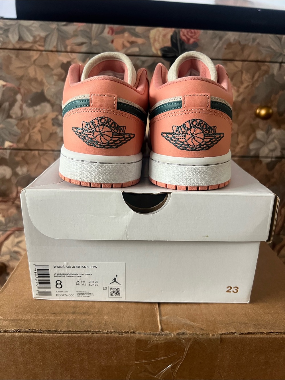 Jordan 1 women’s 8 Low Top Sneakers - Peach/Pale Pink/White- limited - Picture 3 of 7